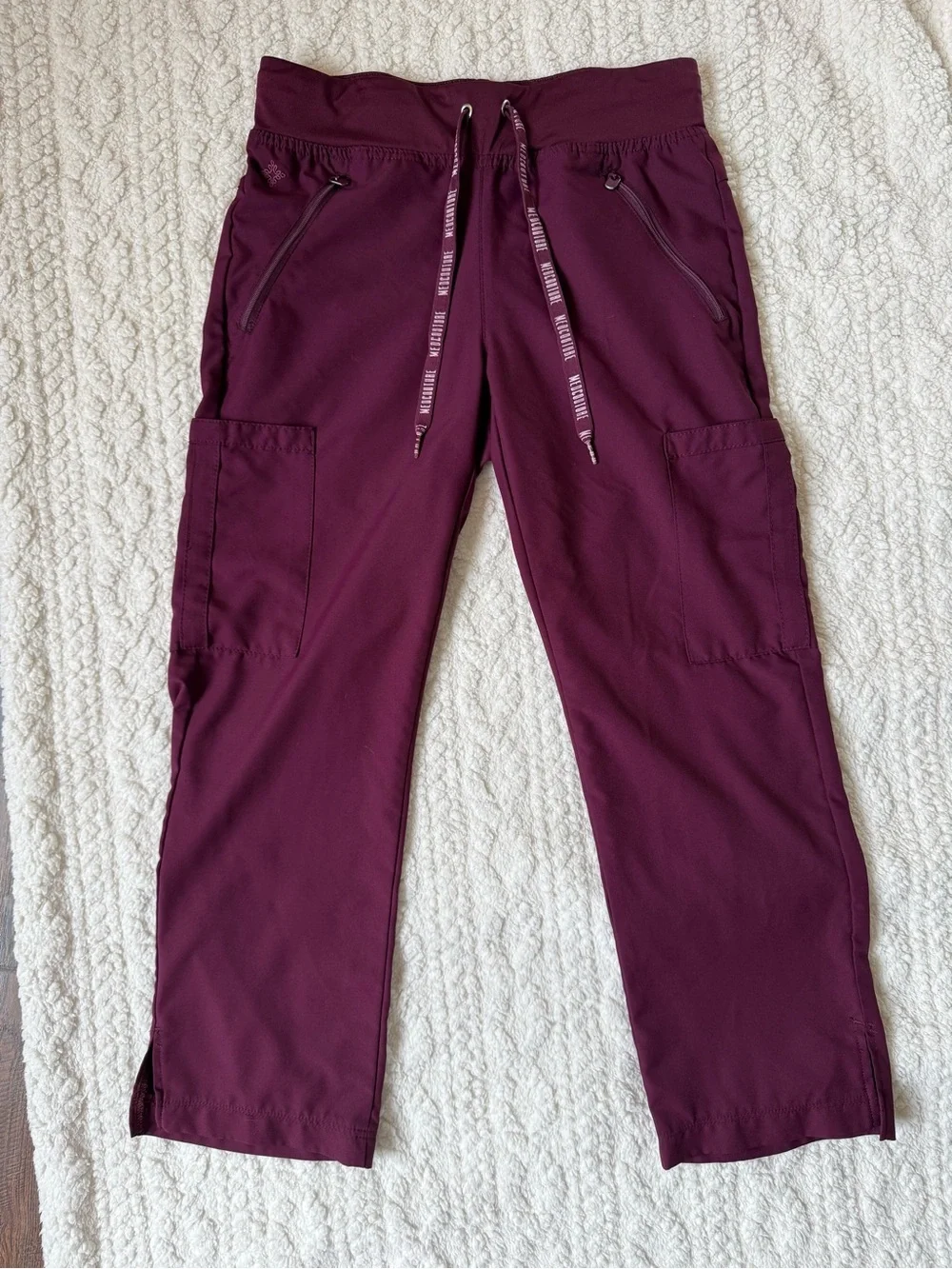 Med Couture Insight Zipper Pant Straight Leg Burgundy Wine Scrubs XS Petite - Picture 9 of 12